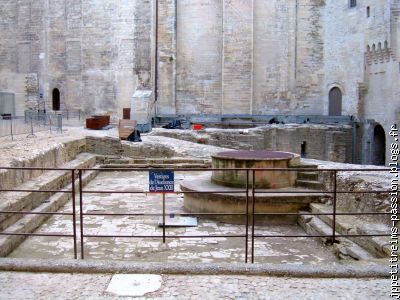 Seul vestige de la Chambre d'Audience de Jean XXII à Avignon